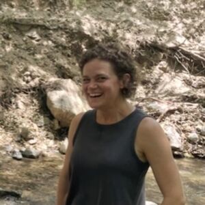 Meet your Posher, Mandy